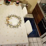 Ruhiges Elbhaeuschen Nahe Hamburg