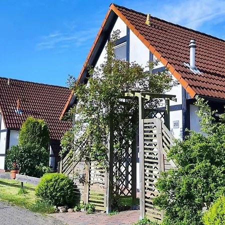 Ruhiges Elbhaeuschen Nahe Hamburg * Hollern-Twielenfleth