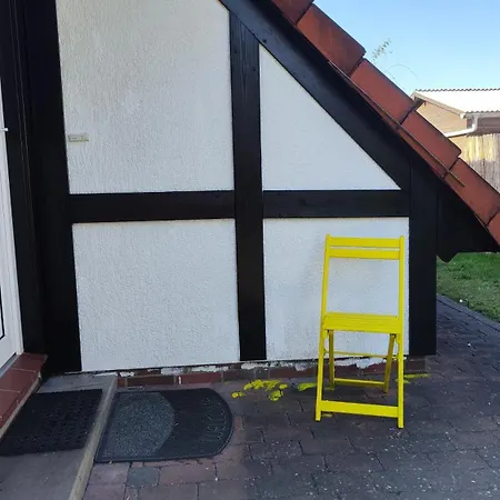 Ruhiges Elbhaeuschen Nahe Hamburg *