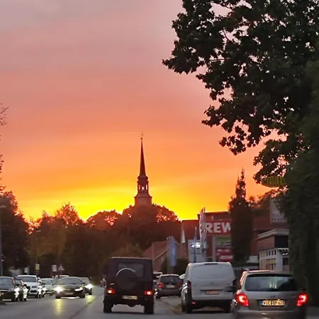Ruhiges Elbhaeuschen Nahe Hamburg * Hollern-Twielenfleth