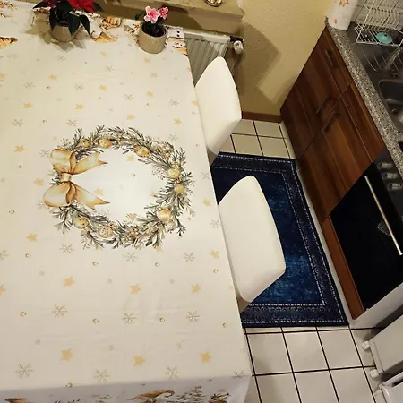 Ruhiges Elbhaeuschen Nahe Hamburg