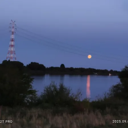Ruhiges Elbhaeuschen Nahe Hamburg Hollern-Twielenfleth